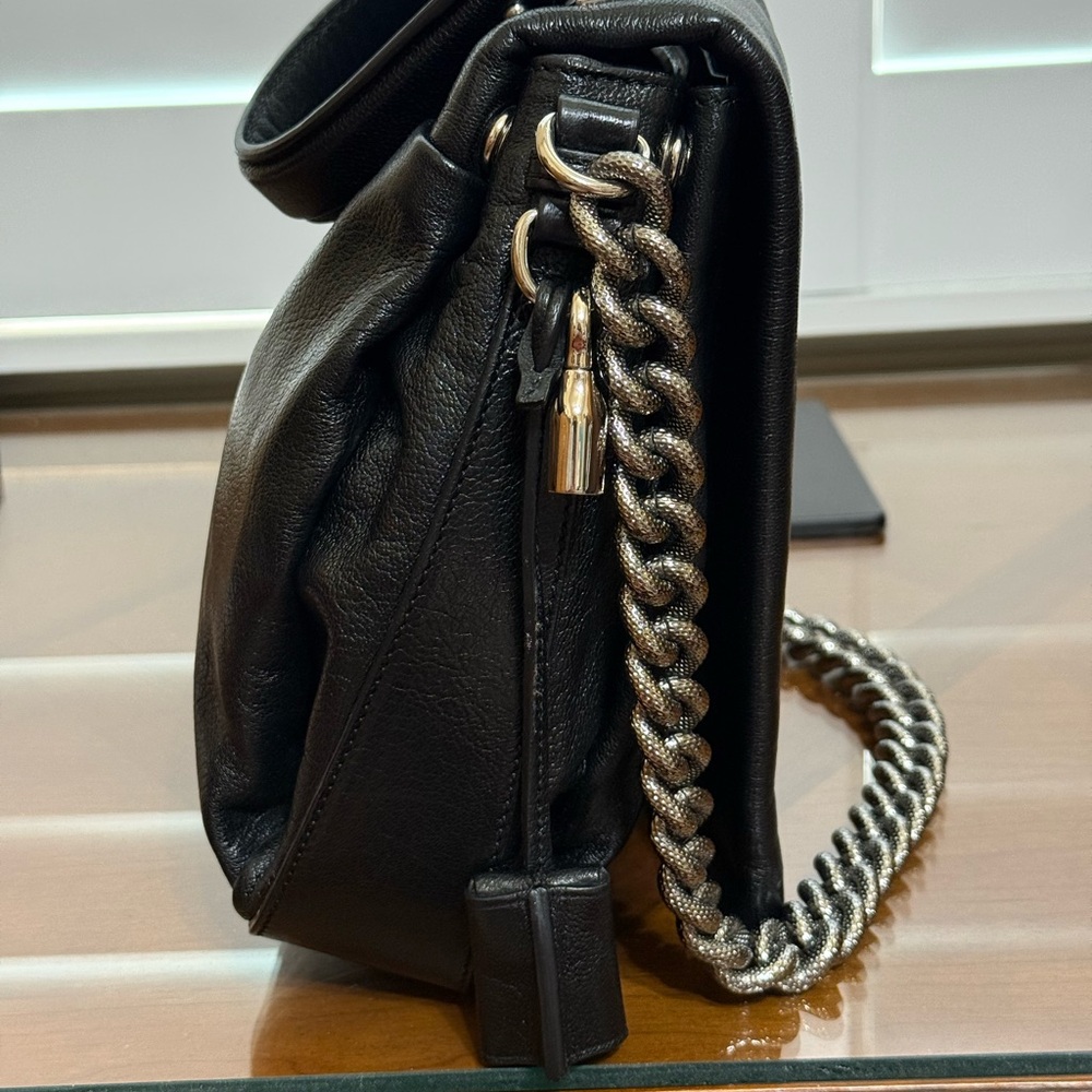 🔥 Sale 🔥- Celine Black Leather Bag with Chain Strap and Lock Set - Picture 9 of 16
